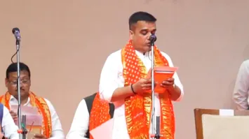 હર્ષ સંઘવી બન્યા નાયબ મુખ્યમંત્રી, જાણો રાજકીય કારકિર્દી અને પ્રોફાઇલ